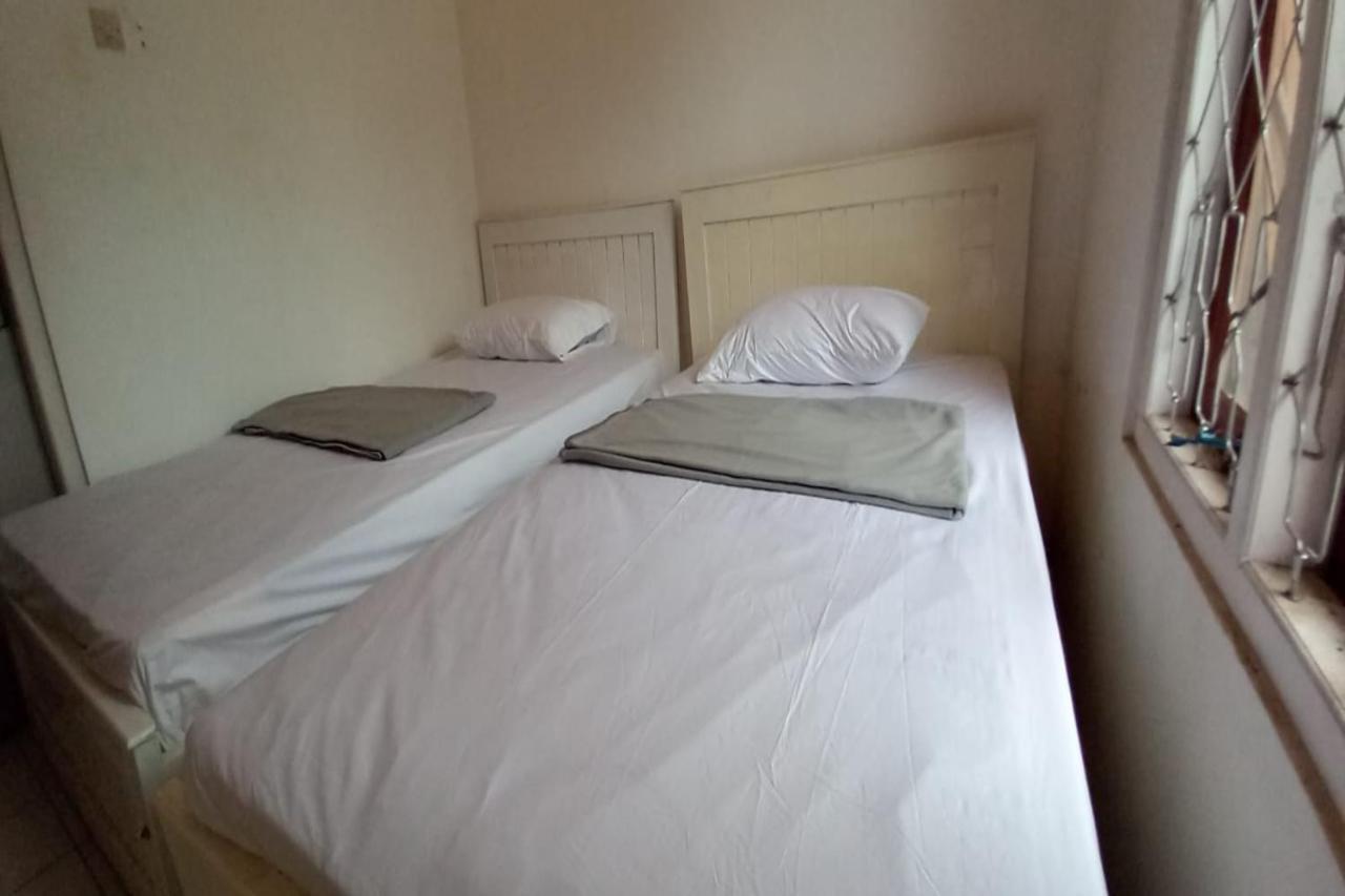 Oyo 90974 Homestay Golo Koe Sejahtera Labuan Bajo Exterior foto